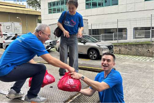 Food pack delivery